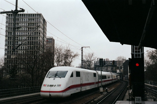 Berlin S-Bahn Bellevue Station