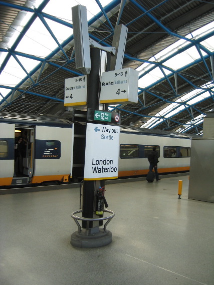 Info Pylon on Waterloo platform